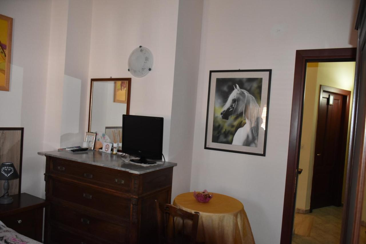 B&B Il Girasole Асемини Екстериор снимка
