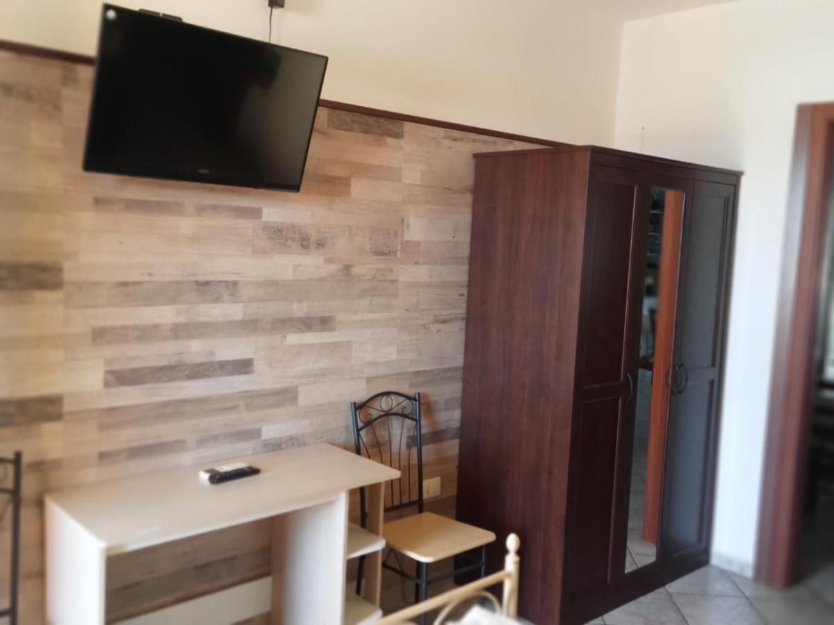 B&B Il Girasole Асемини Екстериор снимка
